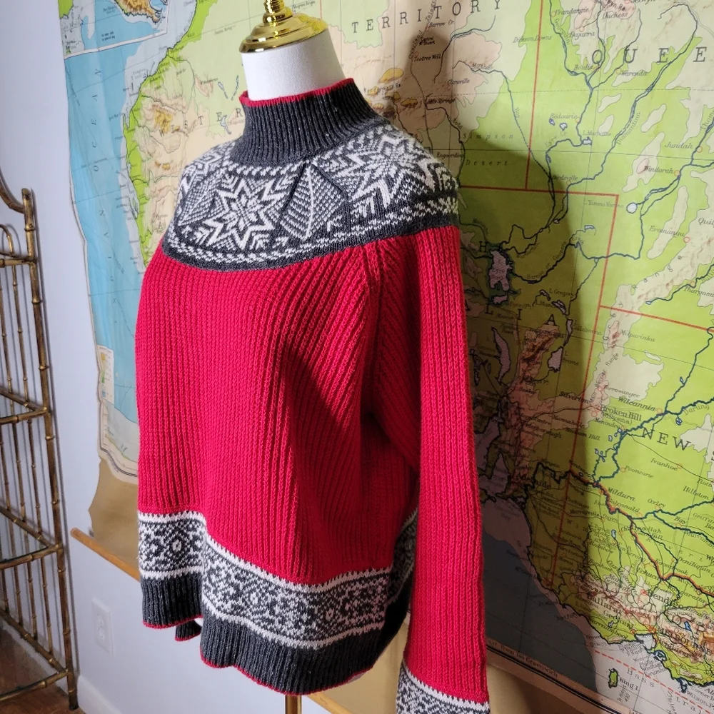 B intage Marsh Landing Red and Gray Women's Sweater Size M Nordic Swiss Campfire - Picture 4 of 12